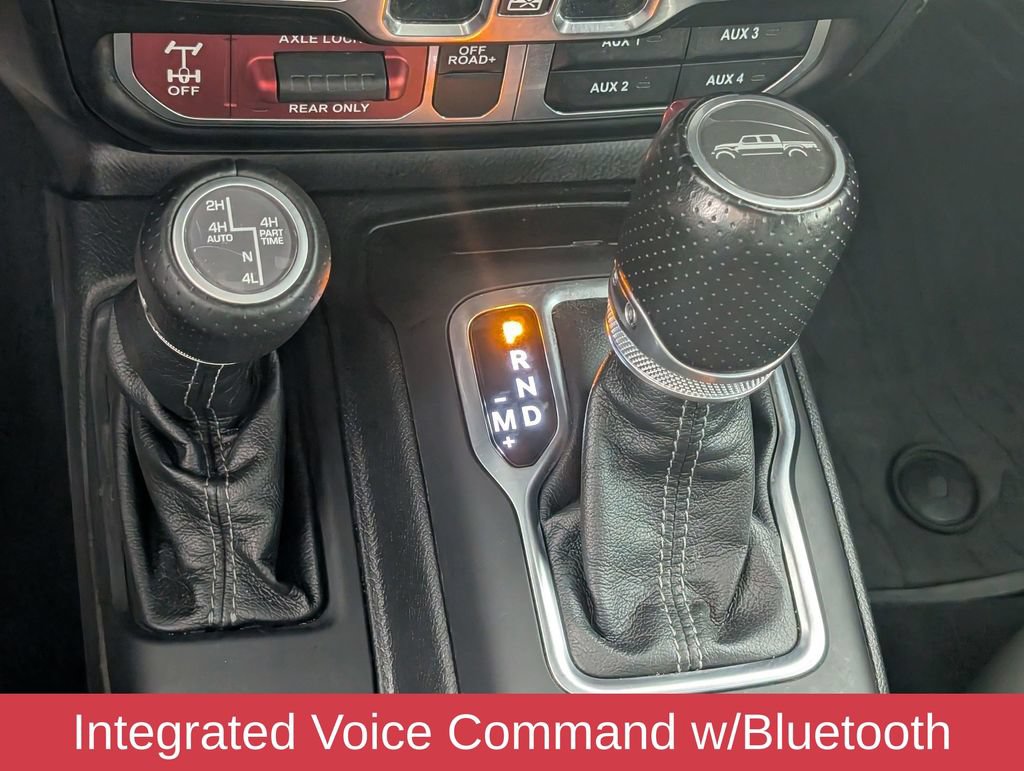 Used 2024 Jeep Gladiator Mojave AWD/4WD image 24