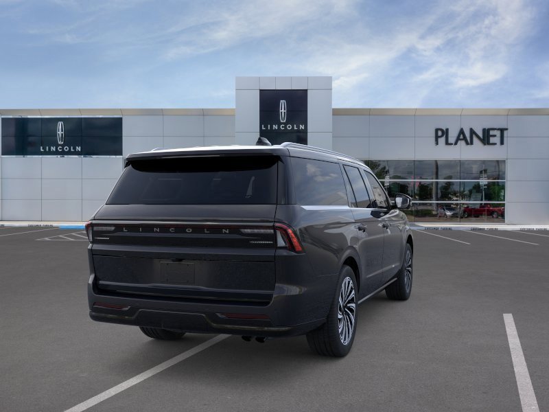 New 2026 Lincoln Navigator L Black Label AWD/4WD image 8