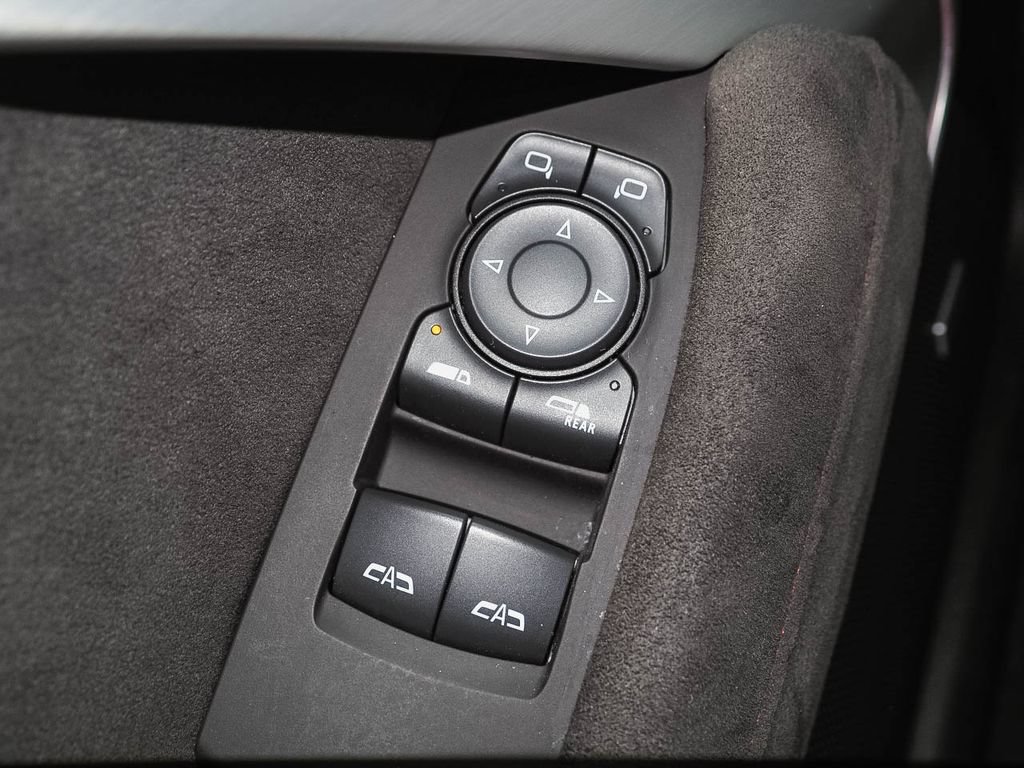 Certified 2021 Chevrolet Camaro ZL1 RWD image 26