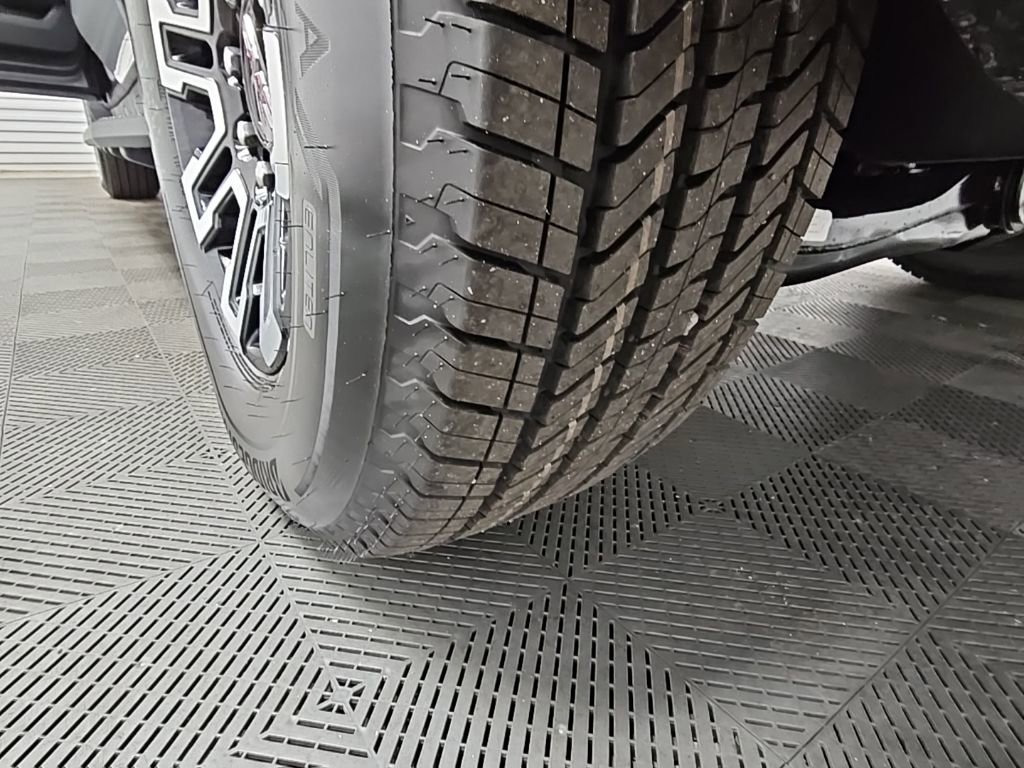 New 2026 GMC Sierra EV Elevation image 41