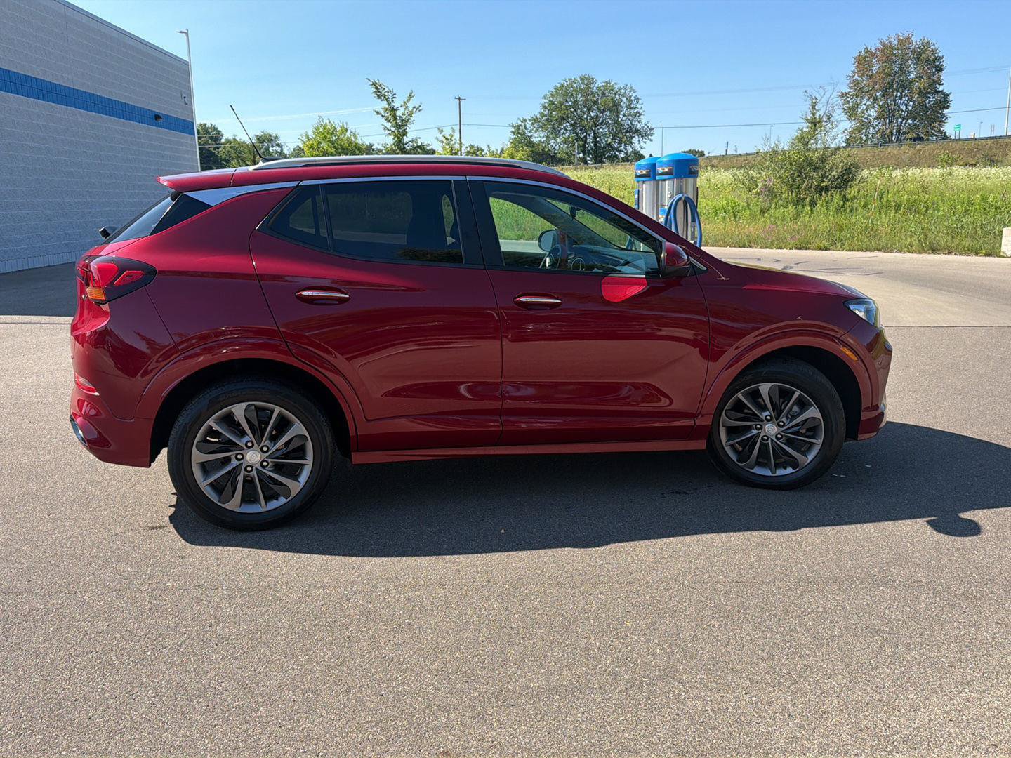 Used 2021 Buick Encore GX Select w/ Sport Touring Package FWD image 8