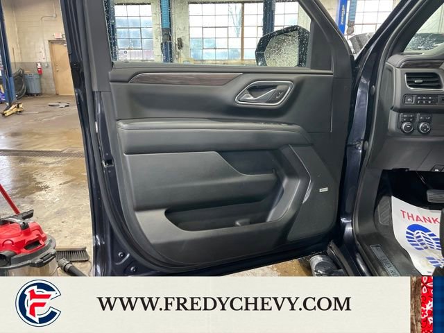 Used 2023 Chevrolet Tahoe Z71 w/ Luxury Package image 11