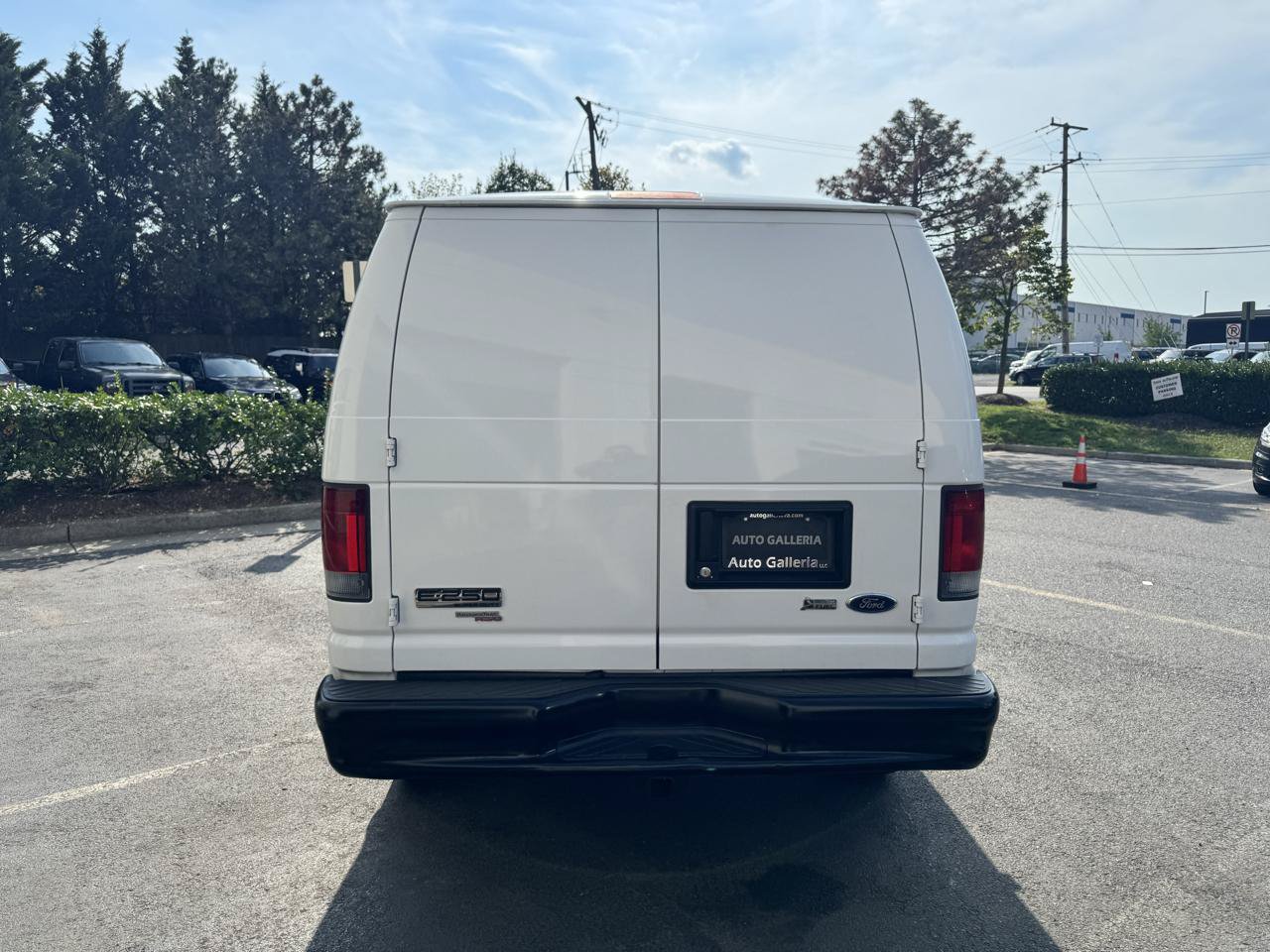Used 2012 Ford E-250 and Econoline 250 w/ Commercial Cargo Van Pkg RWD image 7