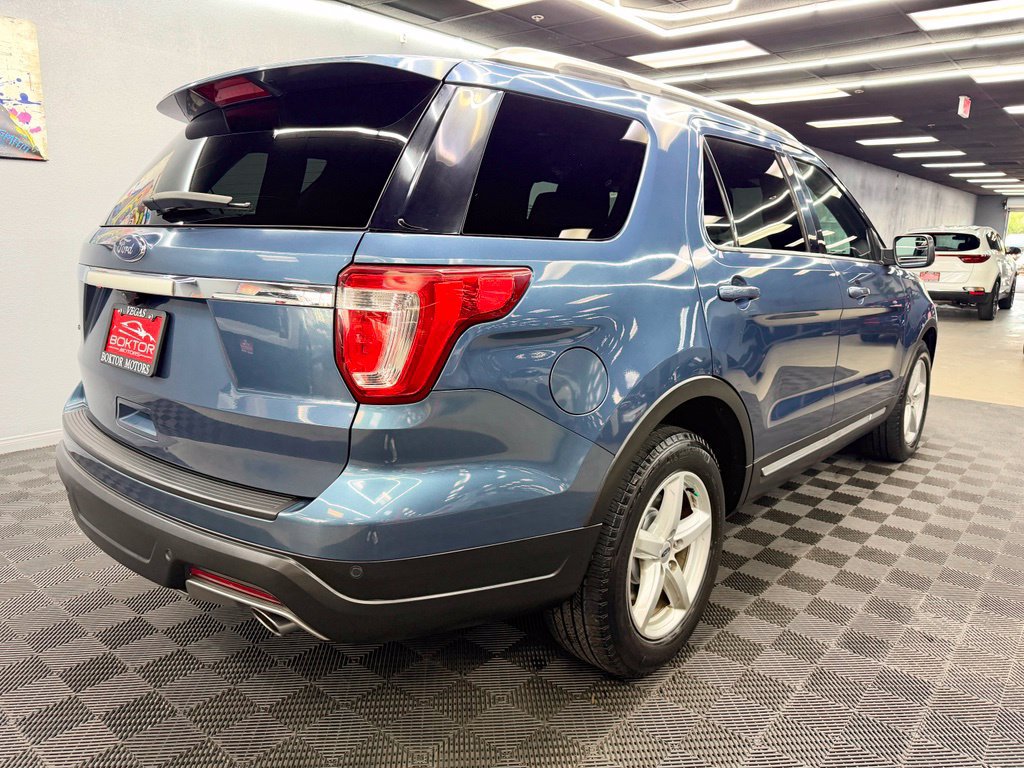 Used 2018 Ford Explorer XLT FWD image 14