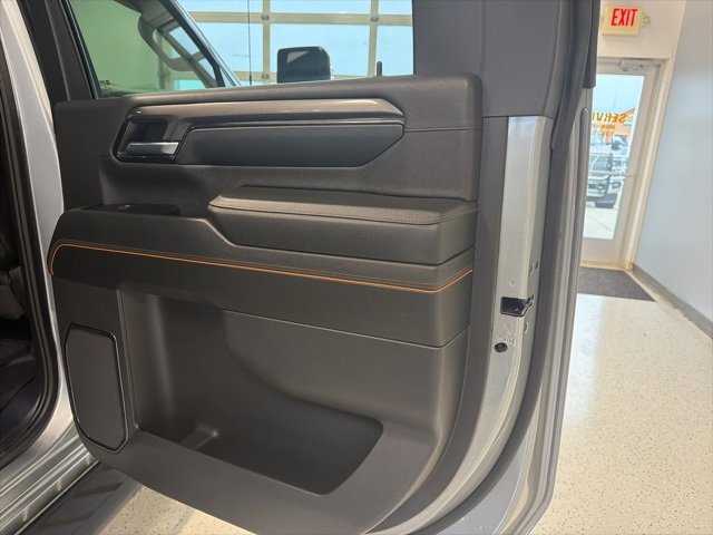 Used 2024 GMC Sierra 2500 AT4 image 47