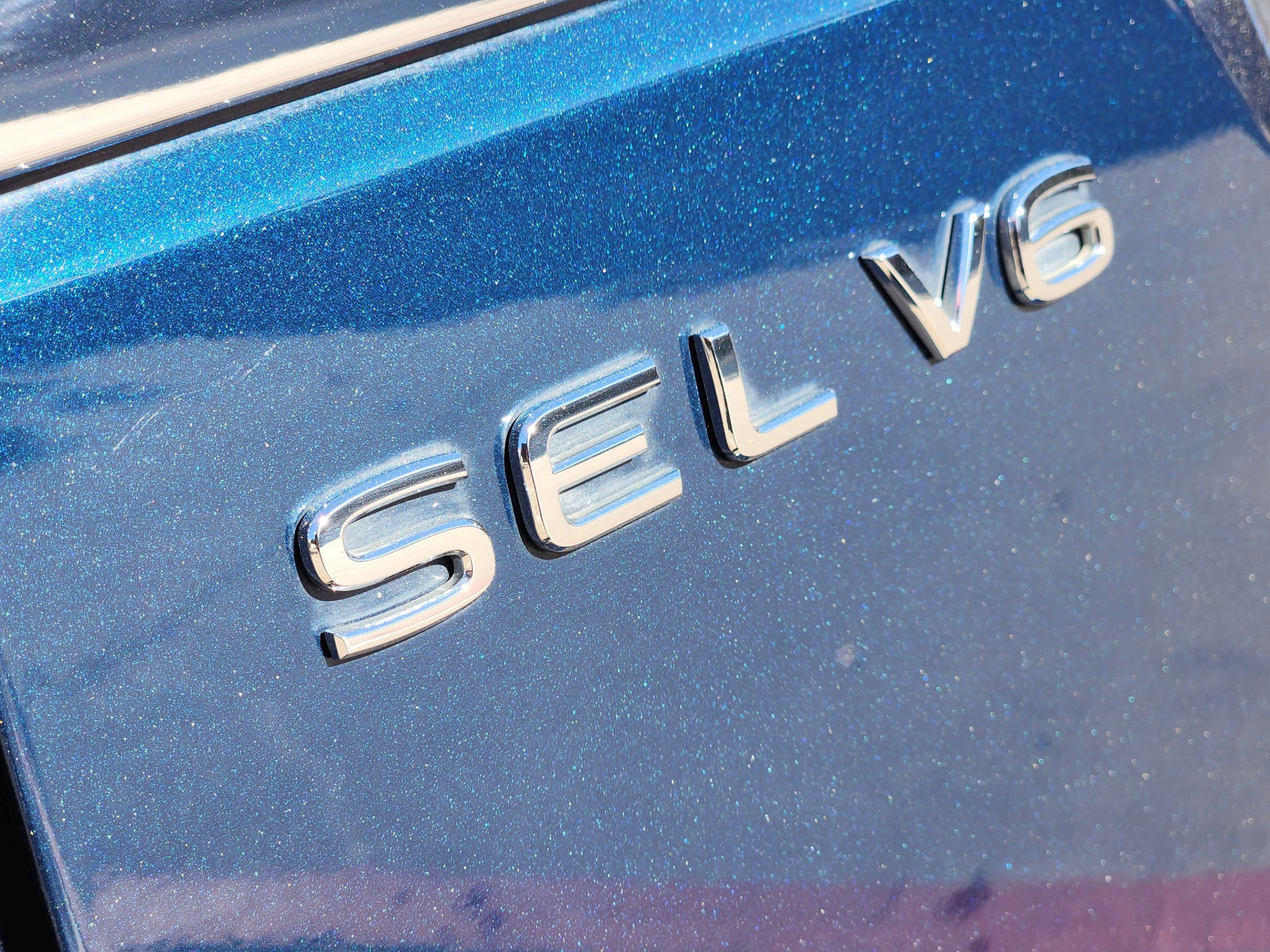 Used 2021 Volkswagen Atlas SEL image 11