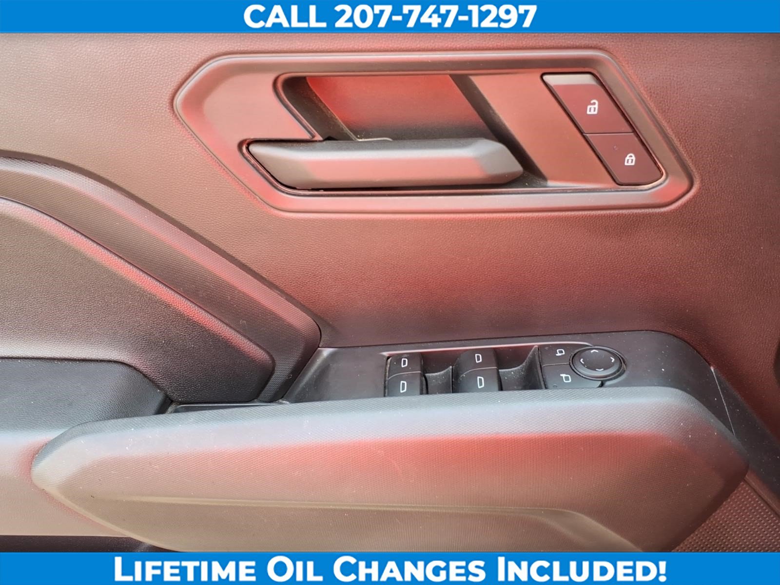 Used 2023 Chevrolet Colorado W/T AWD/4WD image 11