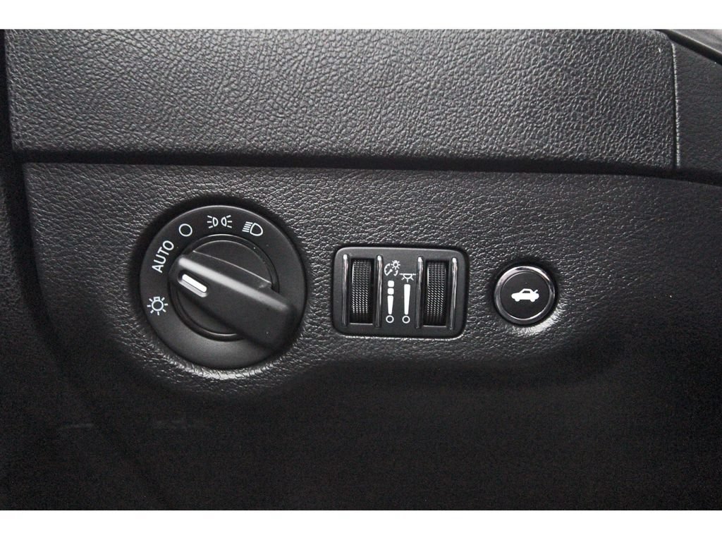 Used 2023 Dodge Charger SXT w/ Blacktop Package RWD image 20