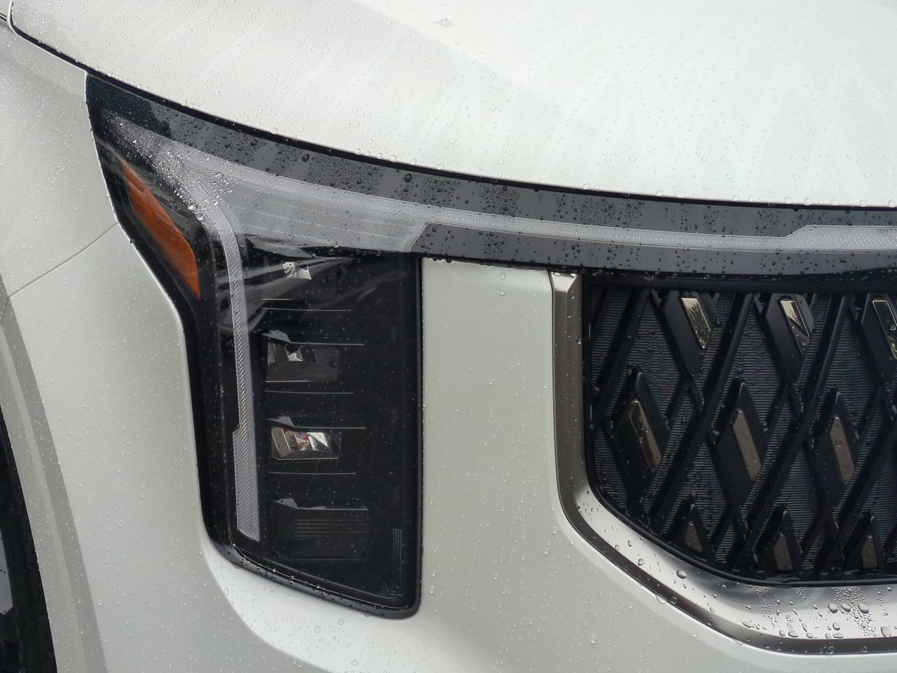 New 2026 Kia Carnival EX FWD image 10