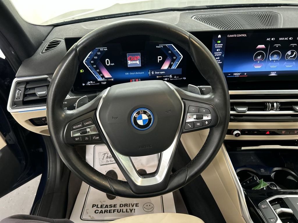 Used 2023 BMW 330e xDrive image 4