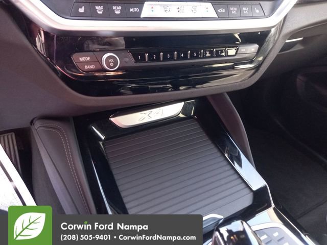 Used 2025 BMW X4 xDrive30i image 17