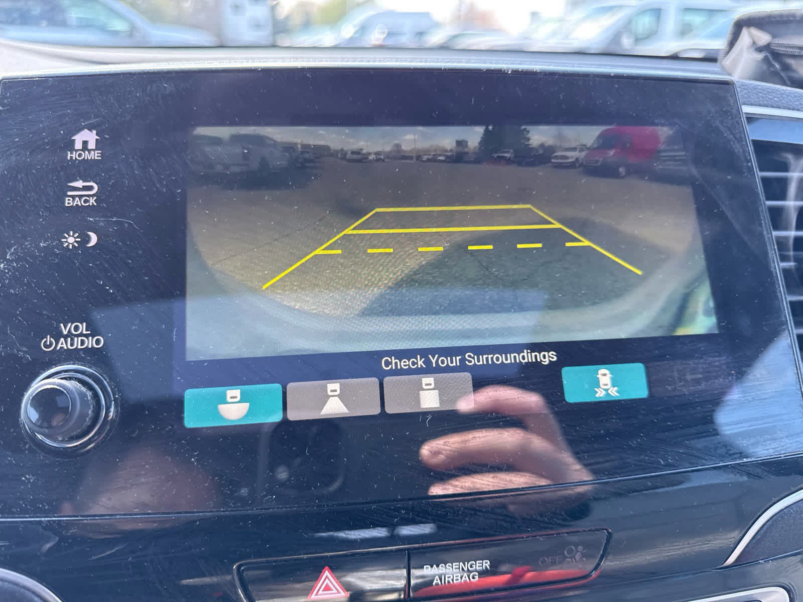 Used 2020 Honda Pilot Touring image 13