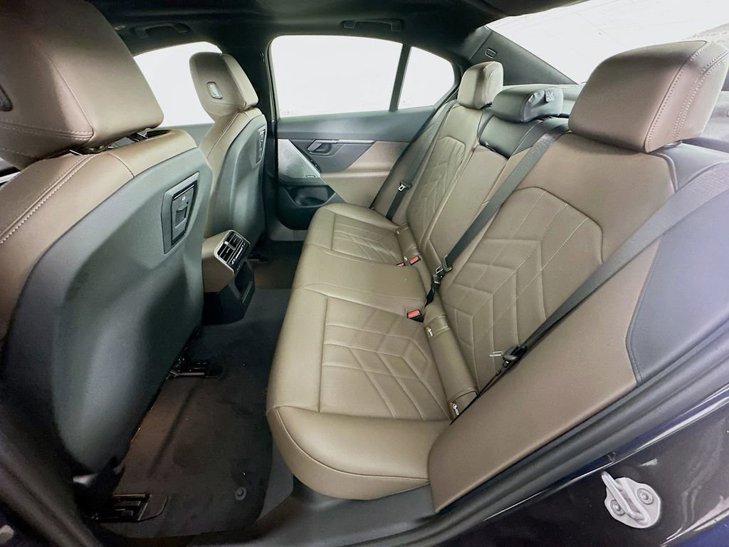 New 2026 BMW 530i xDrive w/ Premium Package image 32