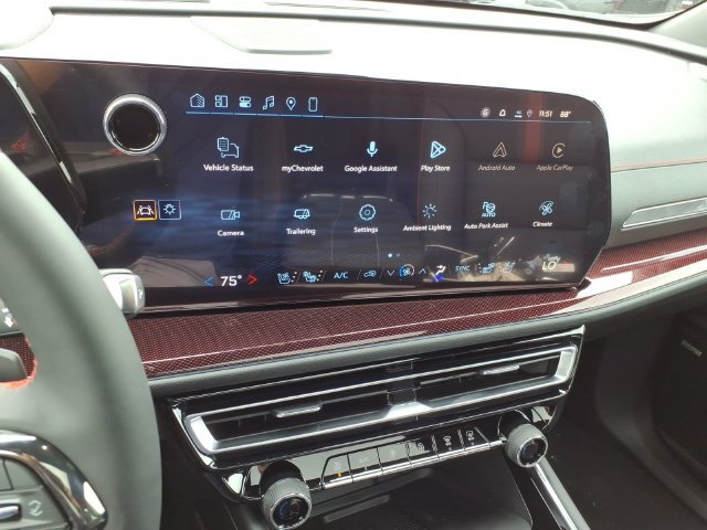 New 2027 Chevrolet Traverse RS w/ LPO, Floor Liner Package AWD/4WD image 13