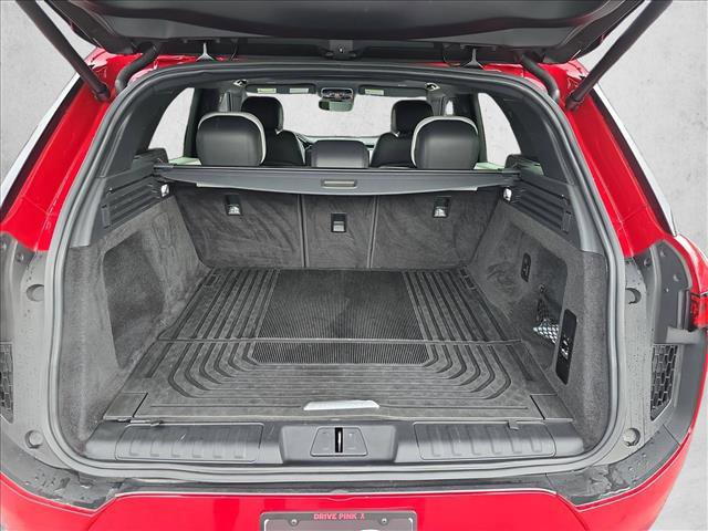 Used 2023 Land Rover Range Rover Sport SE Dynamic image 12