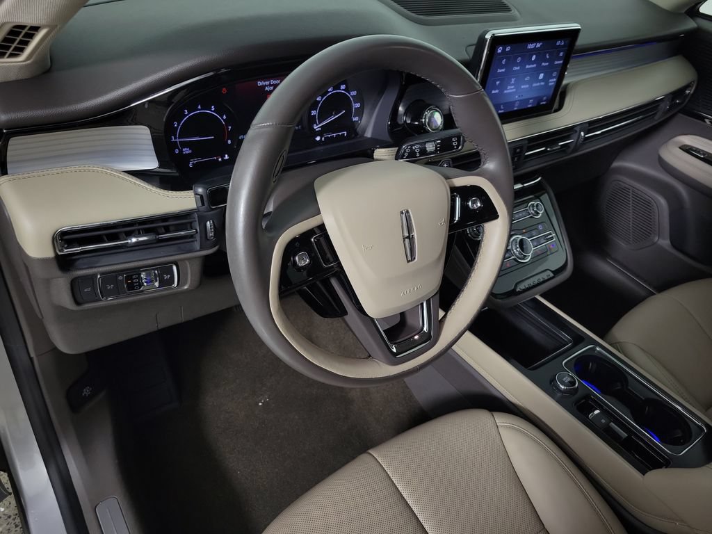 Certified 2020 Lincoln Corsair FWD w/ Premium Package image 21