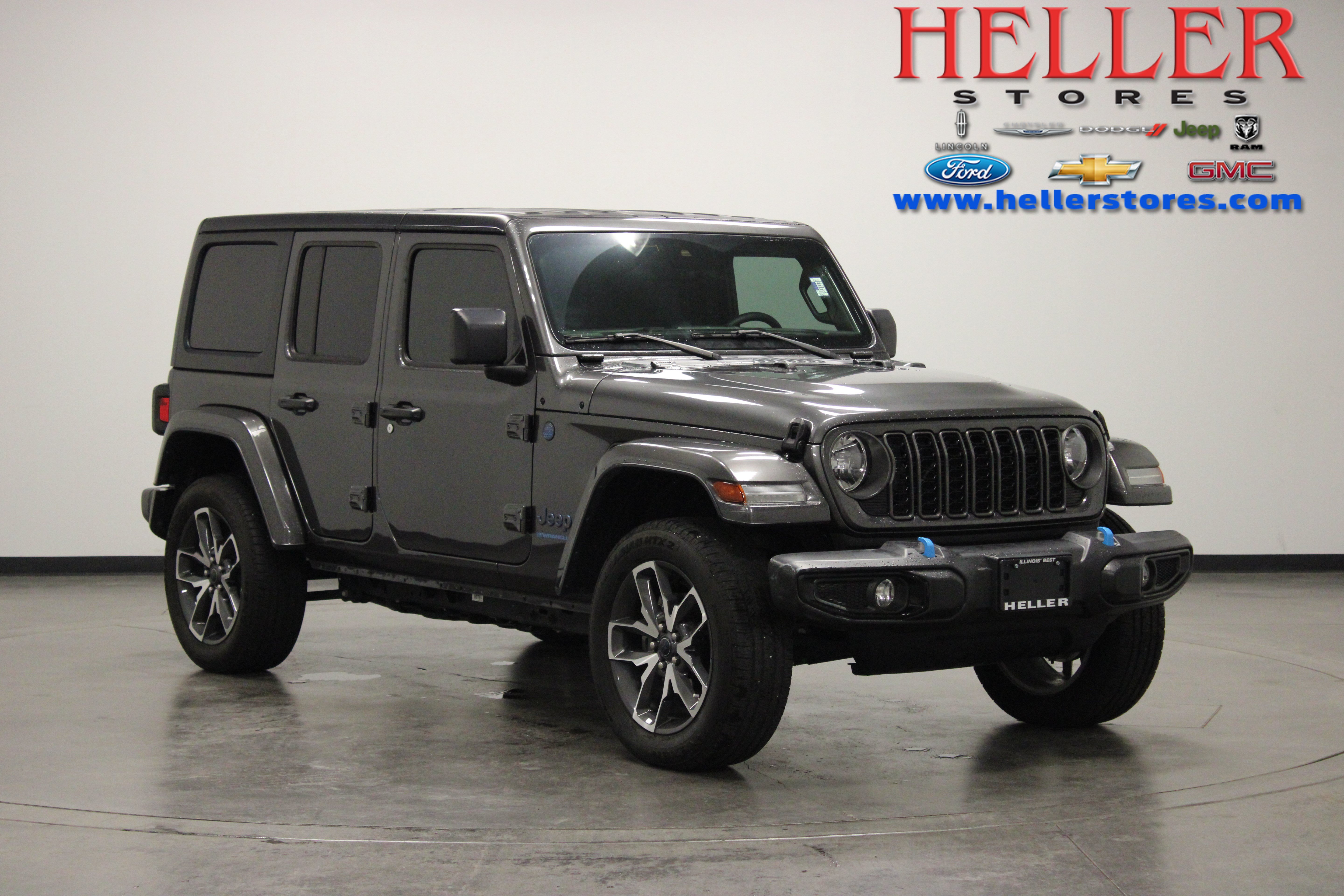 Used 2024 Jeep Wrangler Unlimited AWD/4WD image 1