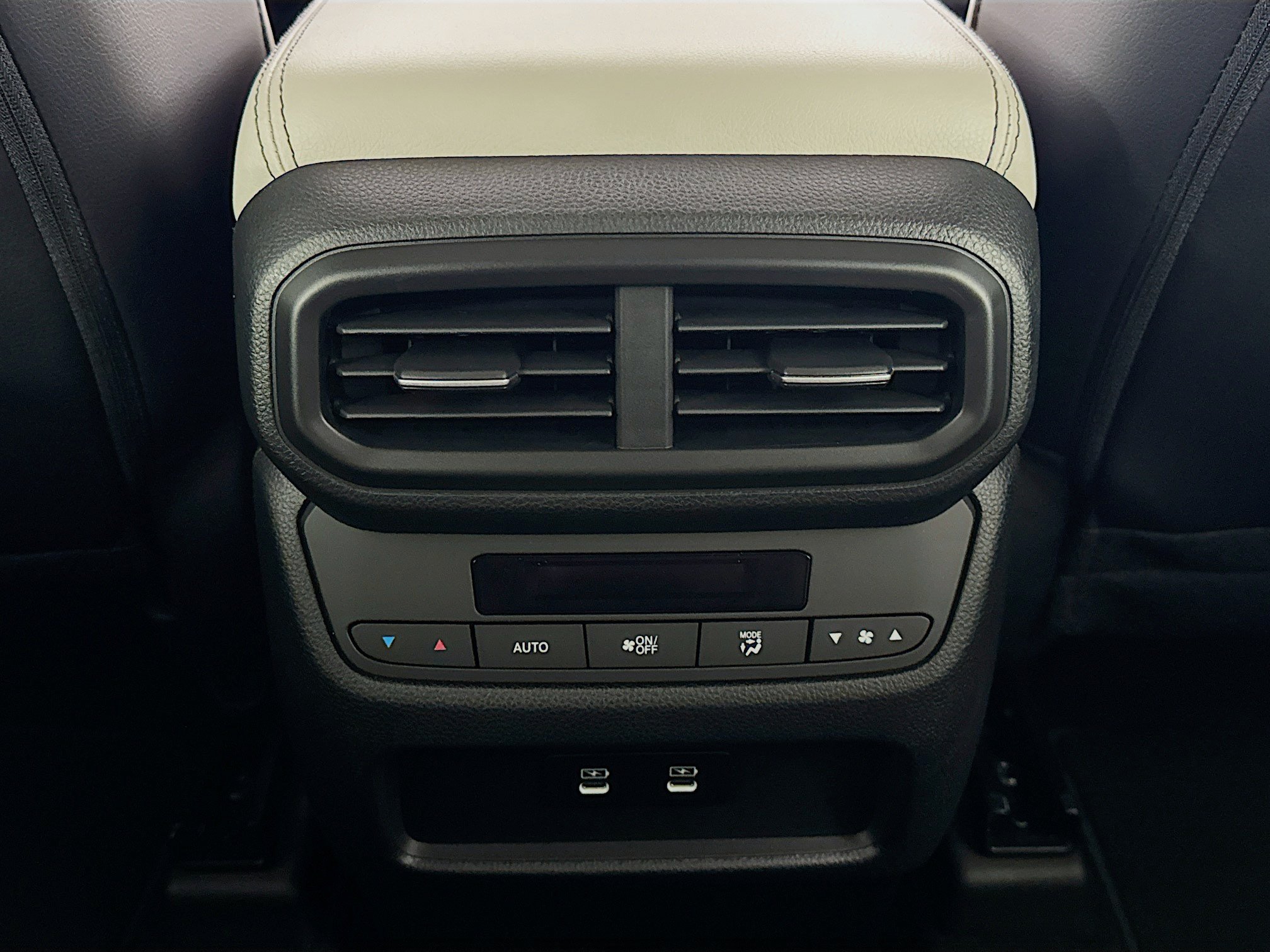 New 2026 Honda Pilot Touring image 27