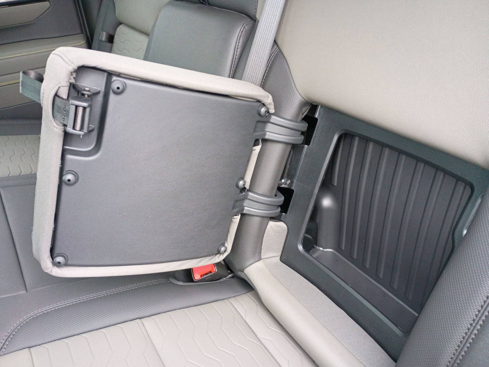 New 2026 Chevrolet Silverado 1500 ZR2 image 27