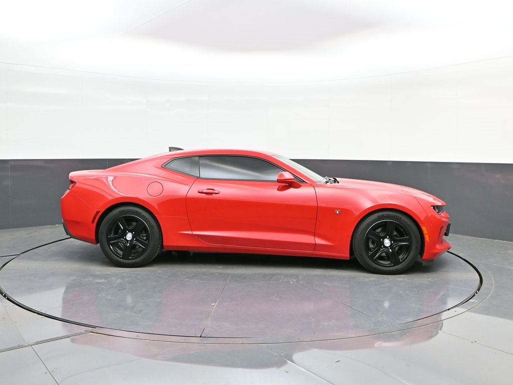 Used 2017 Chevrolet Camaro LT image 21