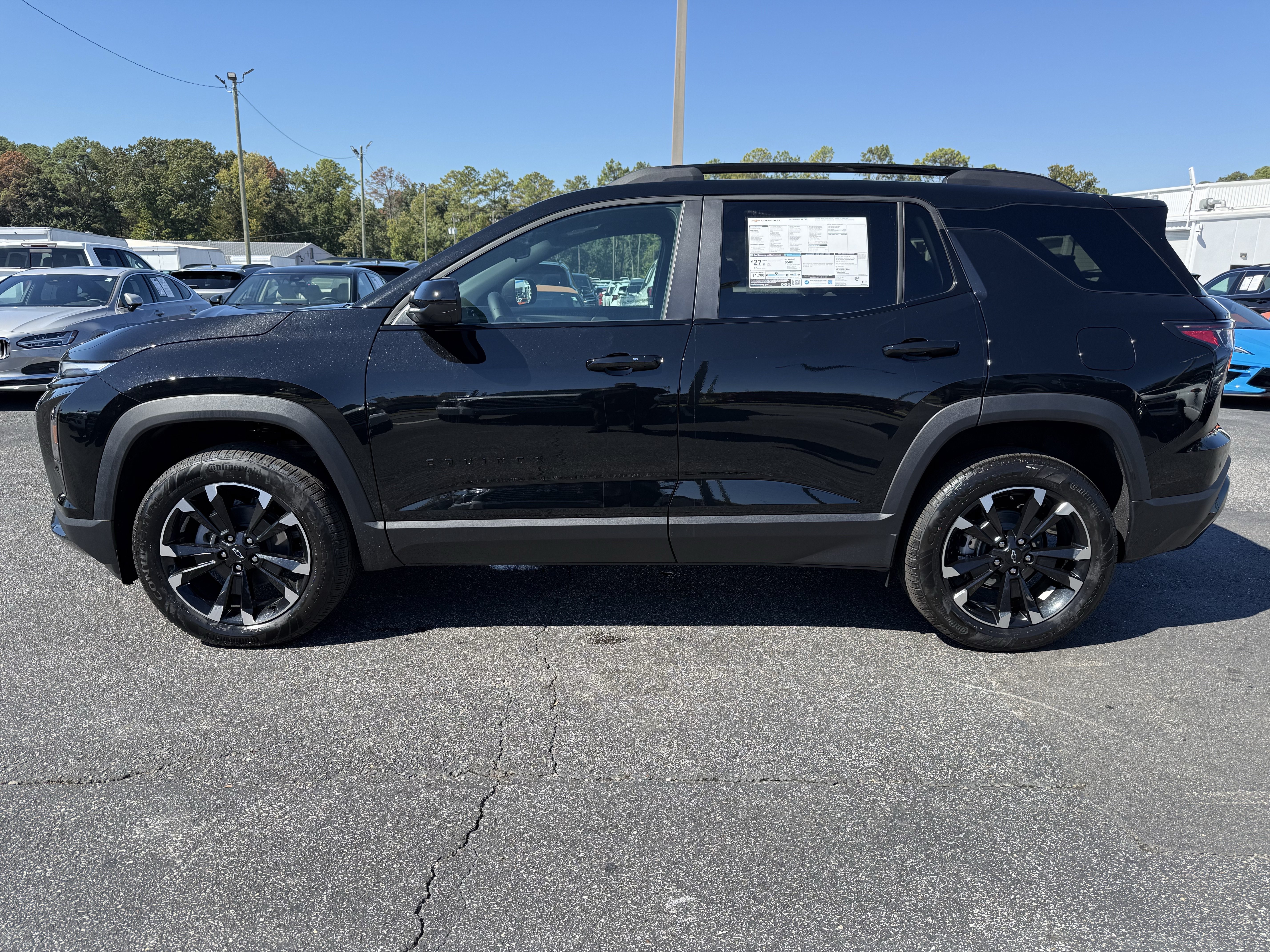 New 2027 Chevrolet Equinox RS w/ LPO, Floor Liner Package FWD image 7