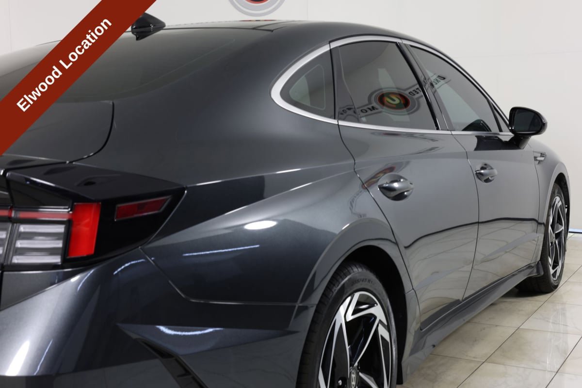 Used 2024 Hyundai Sonata SEL w/ Convenience Package FWD image 41