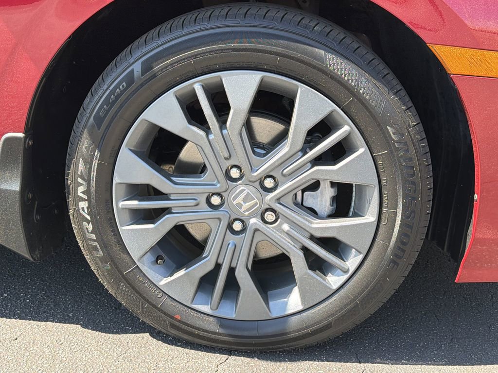 Used 2025 Honda Odyssey Touring image 12