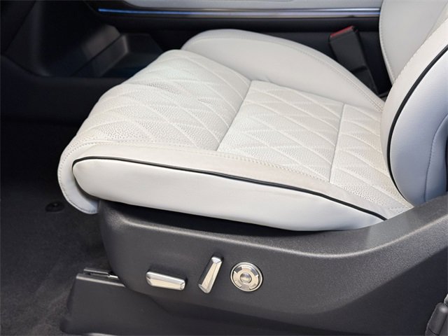 New 2026 Lincoln Navigator L Black Label image 33