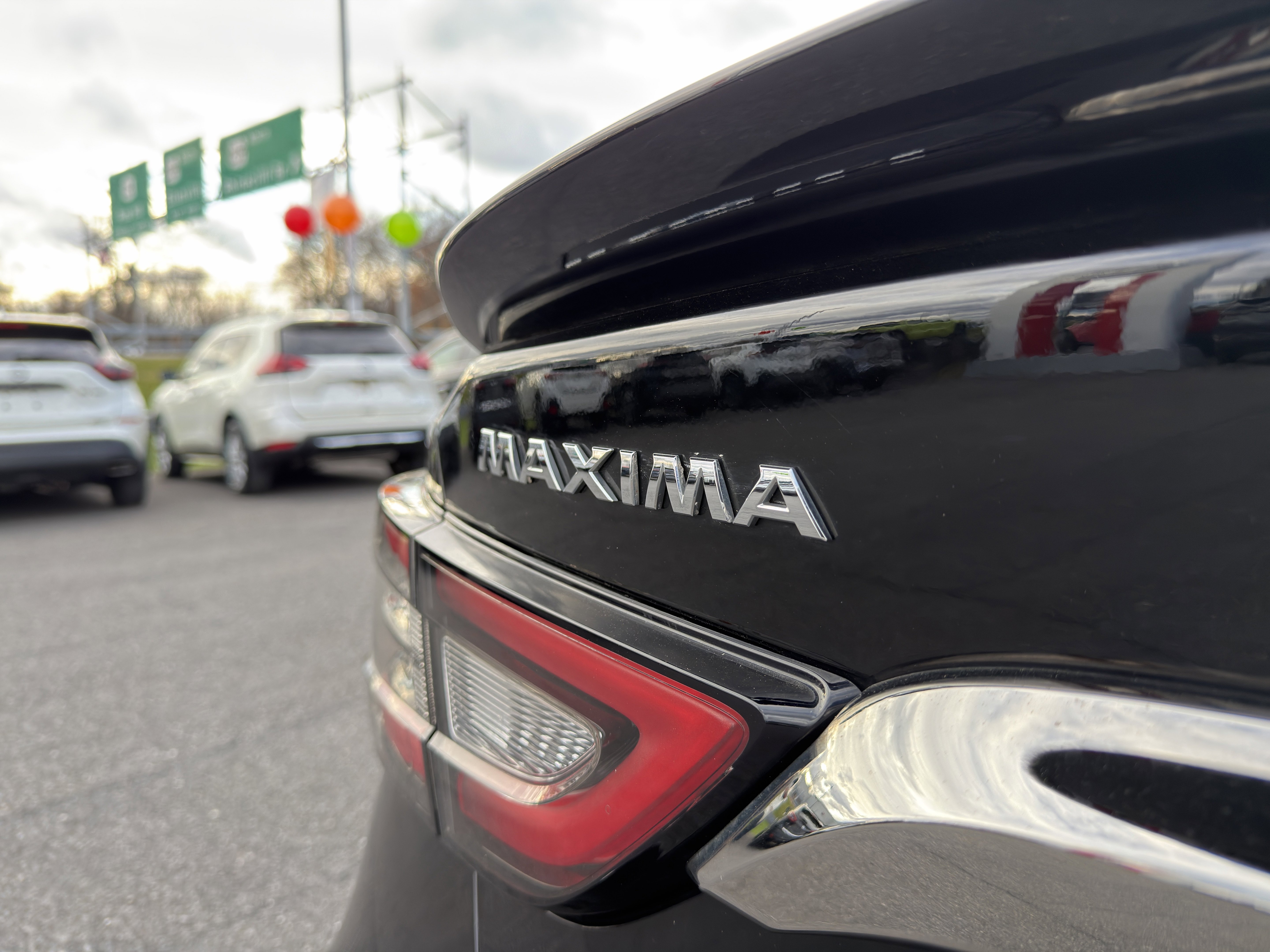Used 2019 Nissan Maxima SR w/ Premium Package image 31