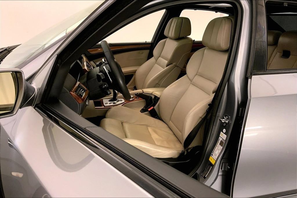 Used 2008 BMW M5 RWD image 13