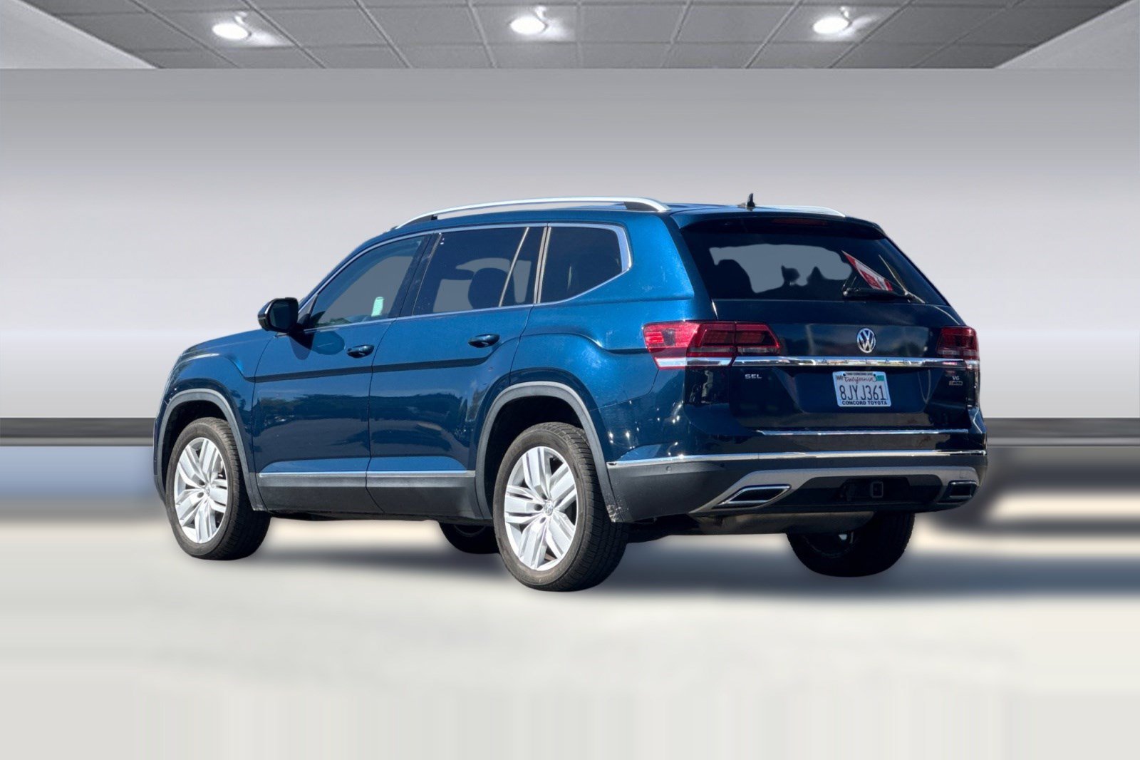 Used 2019 Volkswagen Atlas SEL Premium AWD/4WD image 3
