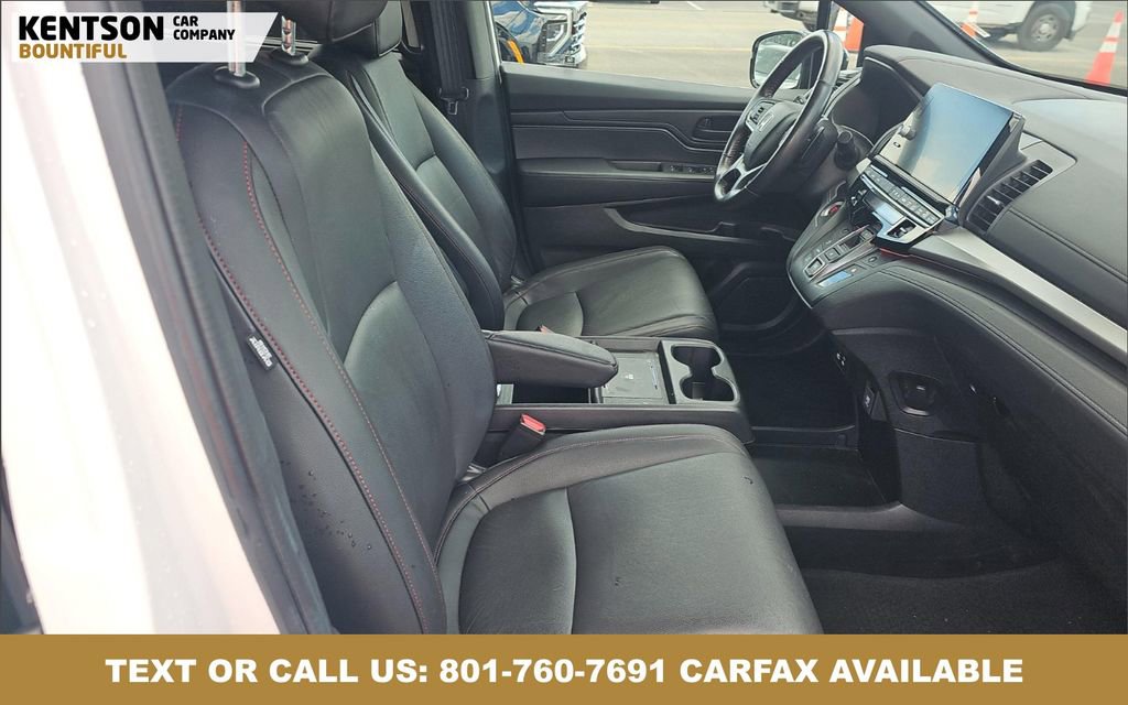 Used 2025 Honda Odyssey Sport-L image 4