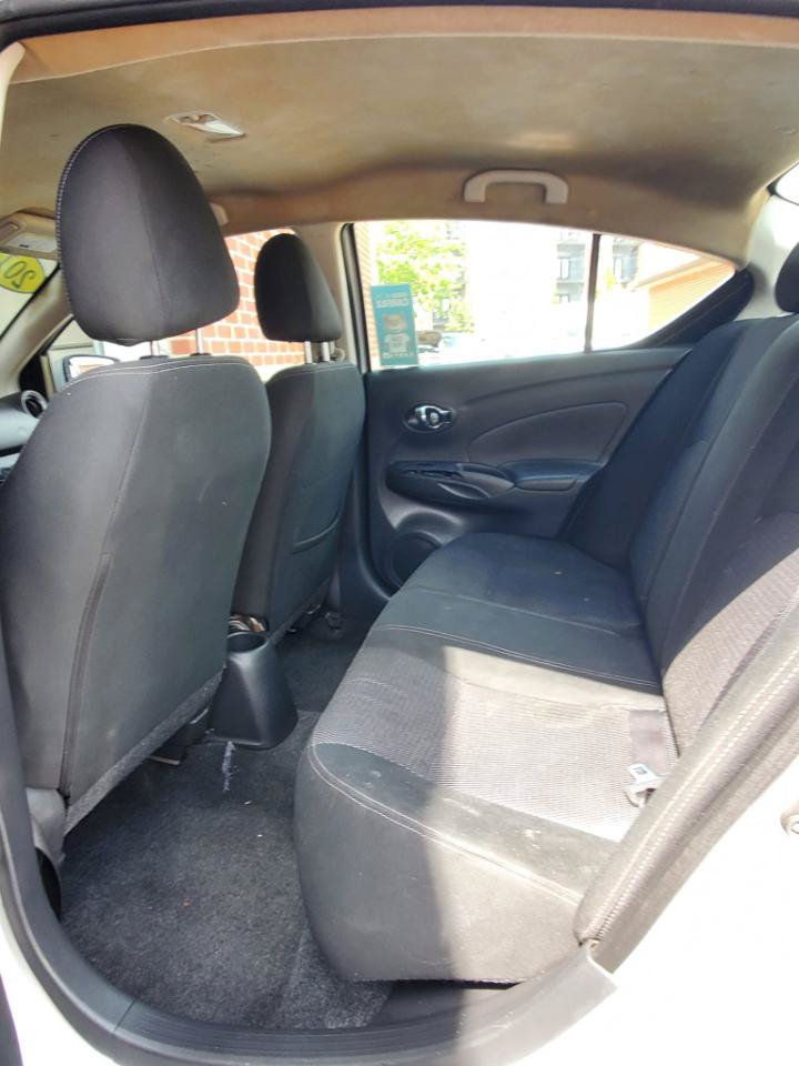 Used 2018 Nissan Versa SV w/ SV Special Edition Package FWD image 16
