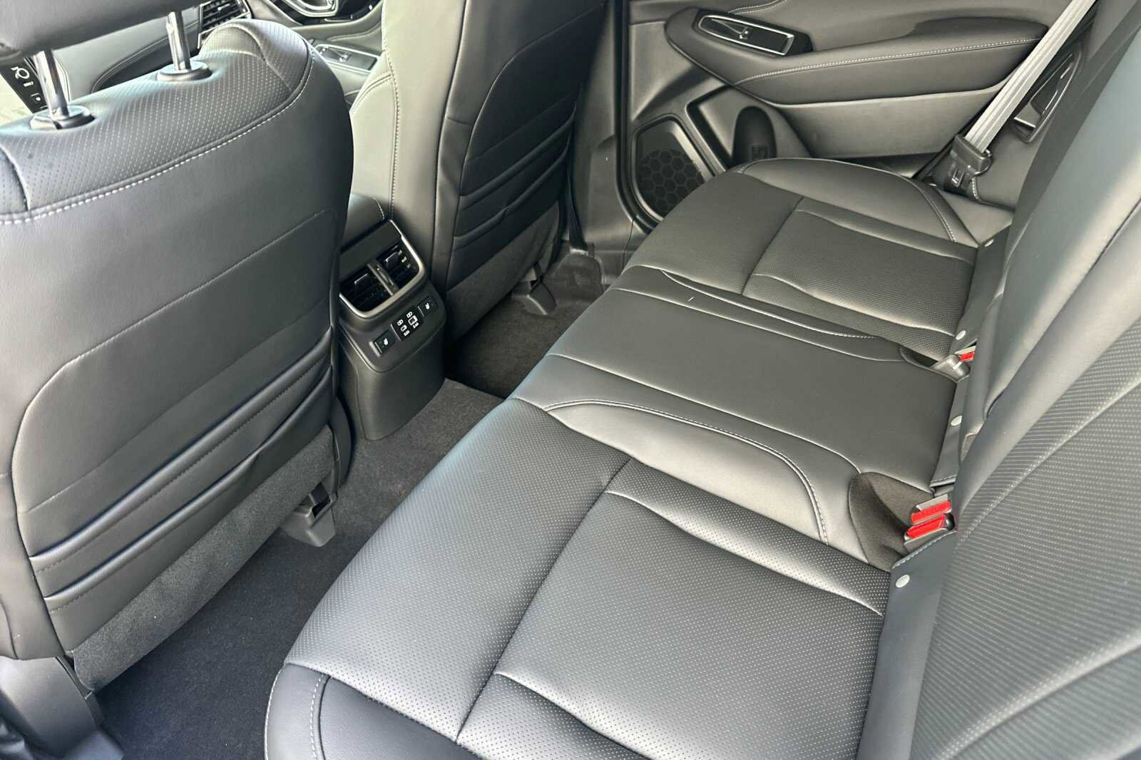 New 2025 Subaru Outback Touring XT w/ Popular Package #2 image 48