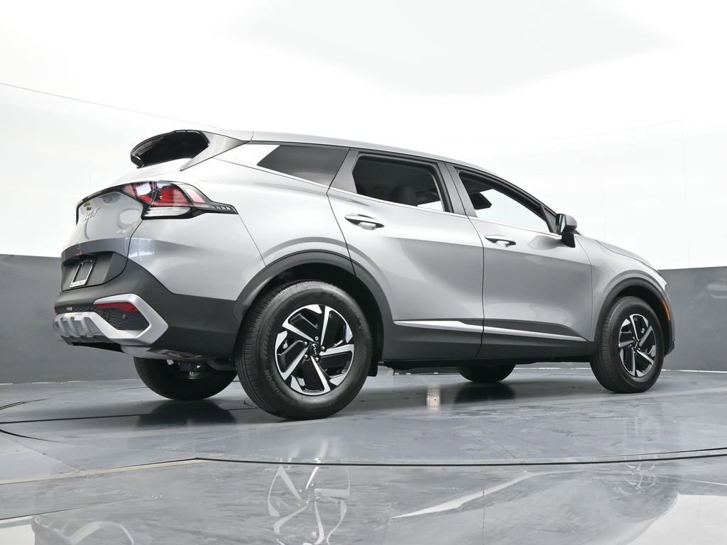 Used 2025 Kia Sportage LX image 52