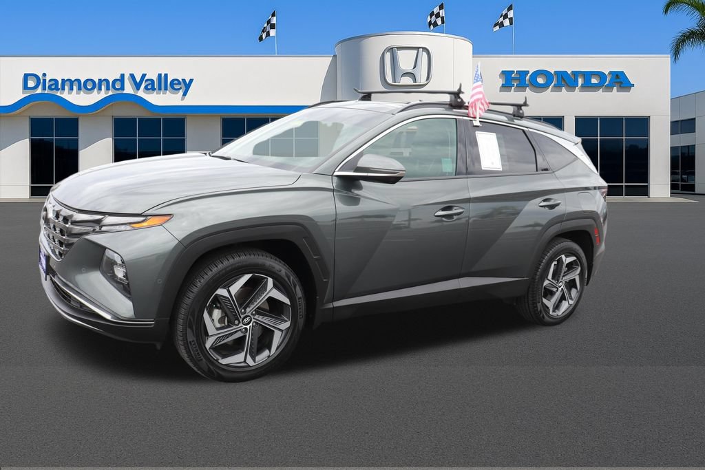 Used 2022 Hyundai Tucson Limited w/ Cargo Package AWD/4WD image 3