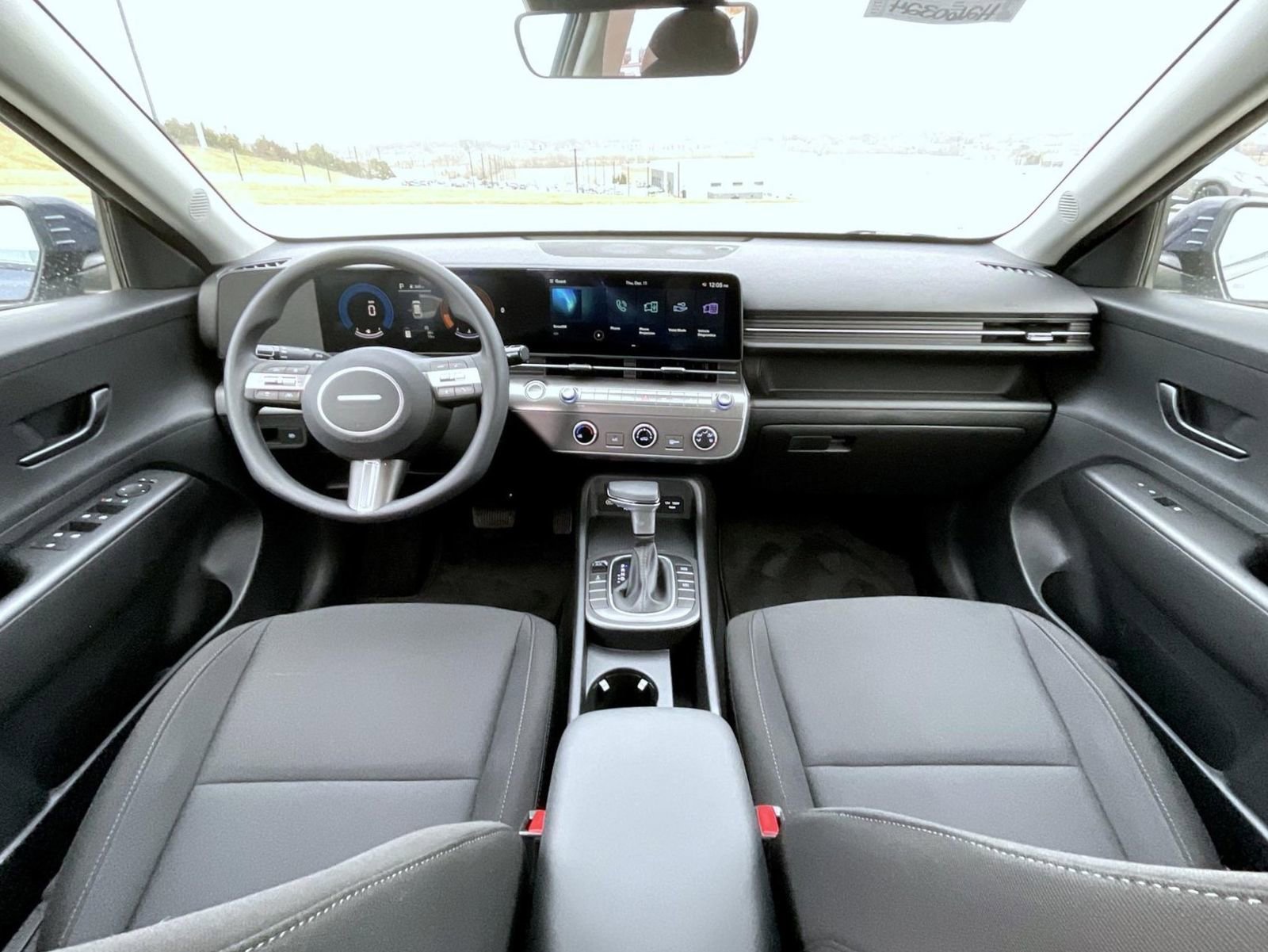 New 2026 Hyundai Kona SE image 13