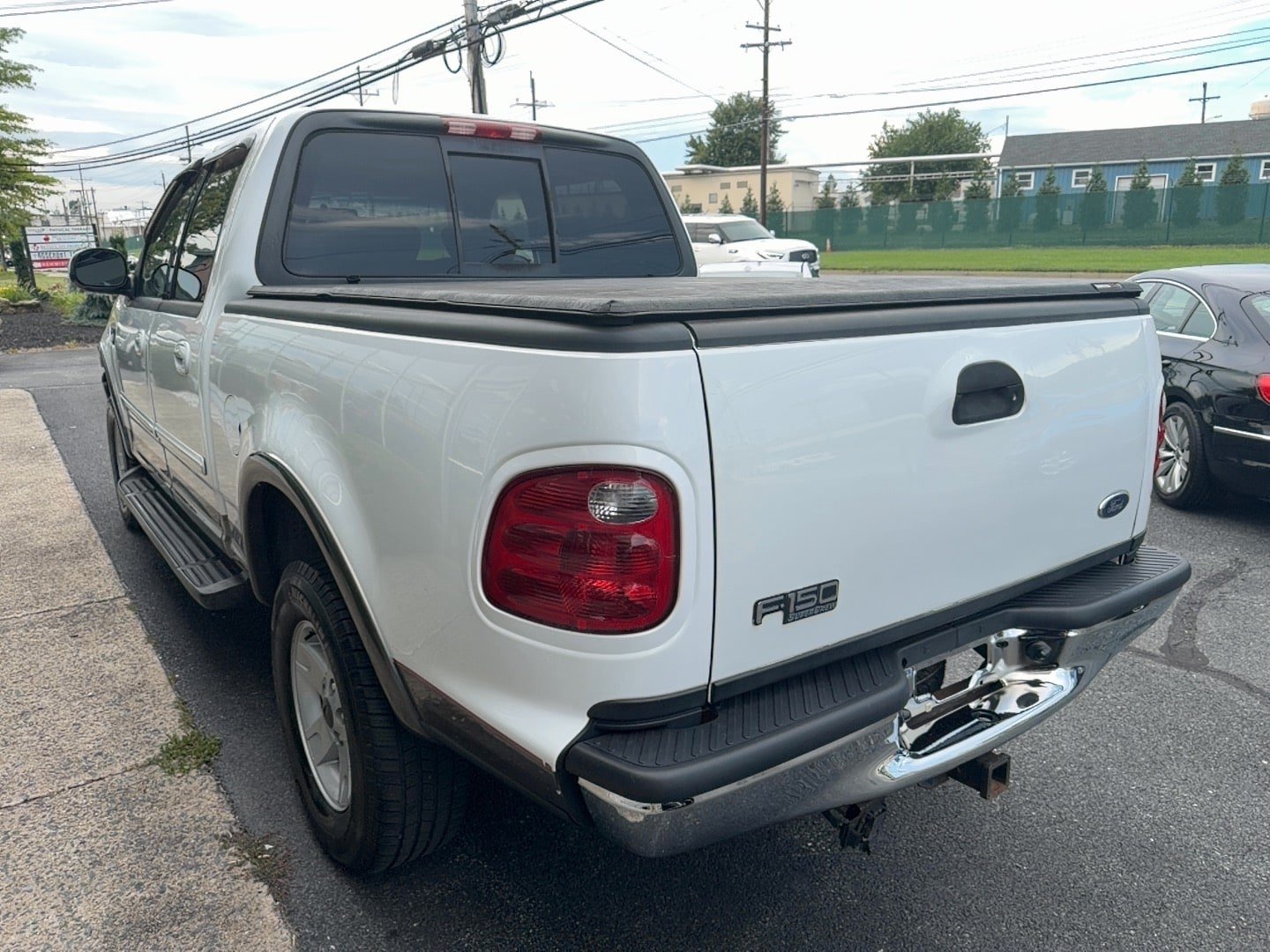 Used 2003 Ford F150 XLT AWD/4WD image 3