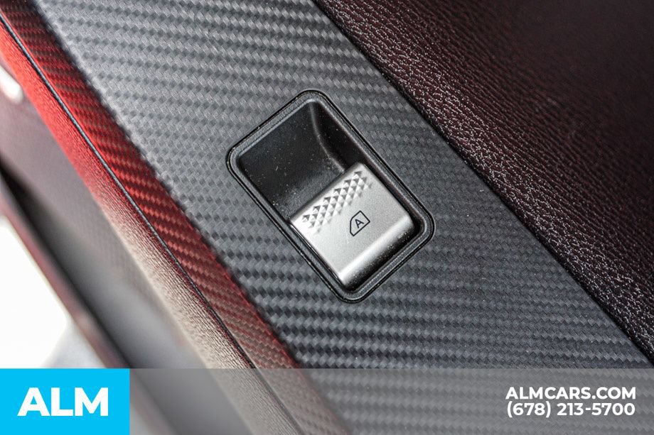 Used 2025 Mitsubishi Outlander SE FWD image 58