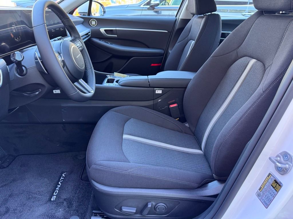 New 2026 Hyundai Sonata SEL FWD image 8
