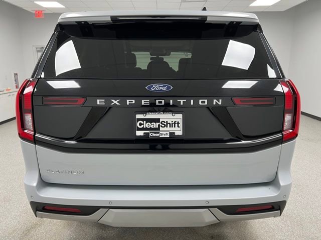 Used 2025 Ford Expedition Platinum AWD/4WD image 9