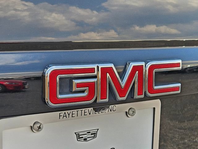 Used 2017 GMC Yukon XL SLE w/ SLE Value Package RWD image 15