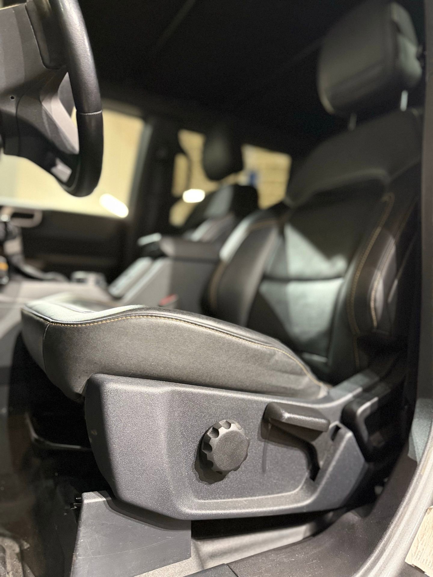 Used 2021 Ford Bronco Badlands image 40