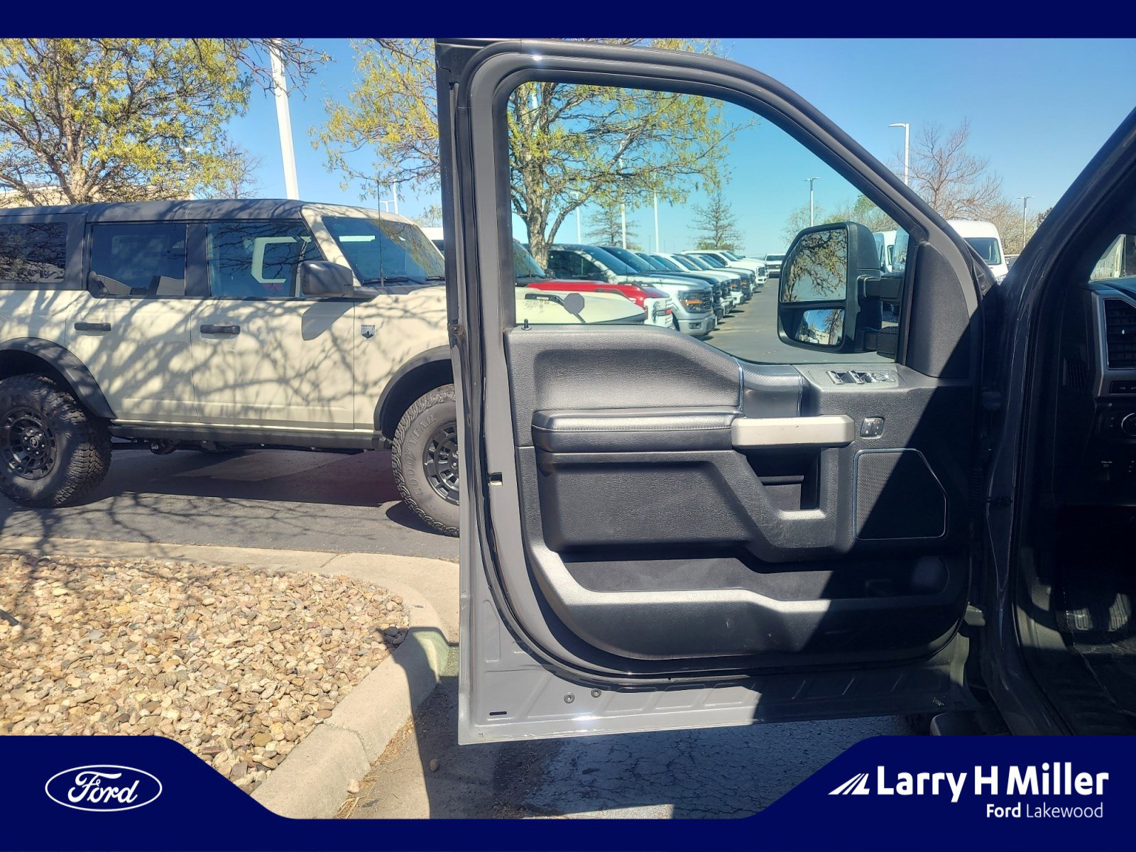 Used 2020 Ford F150 Lariat w/ Equipment Group 502A Luxury image 13