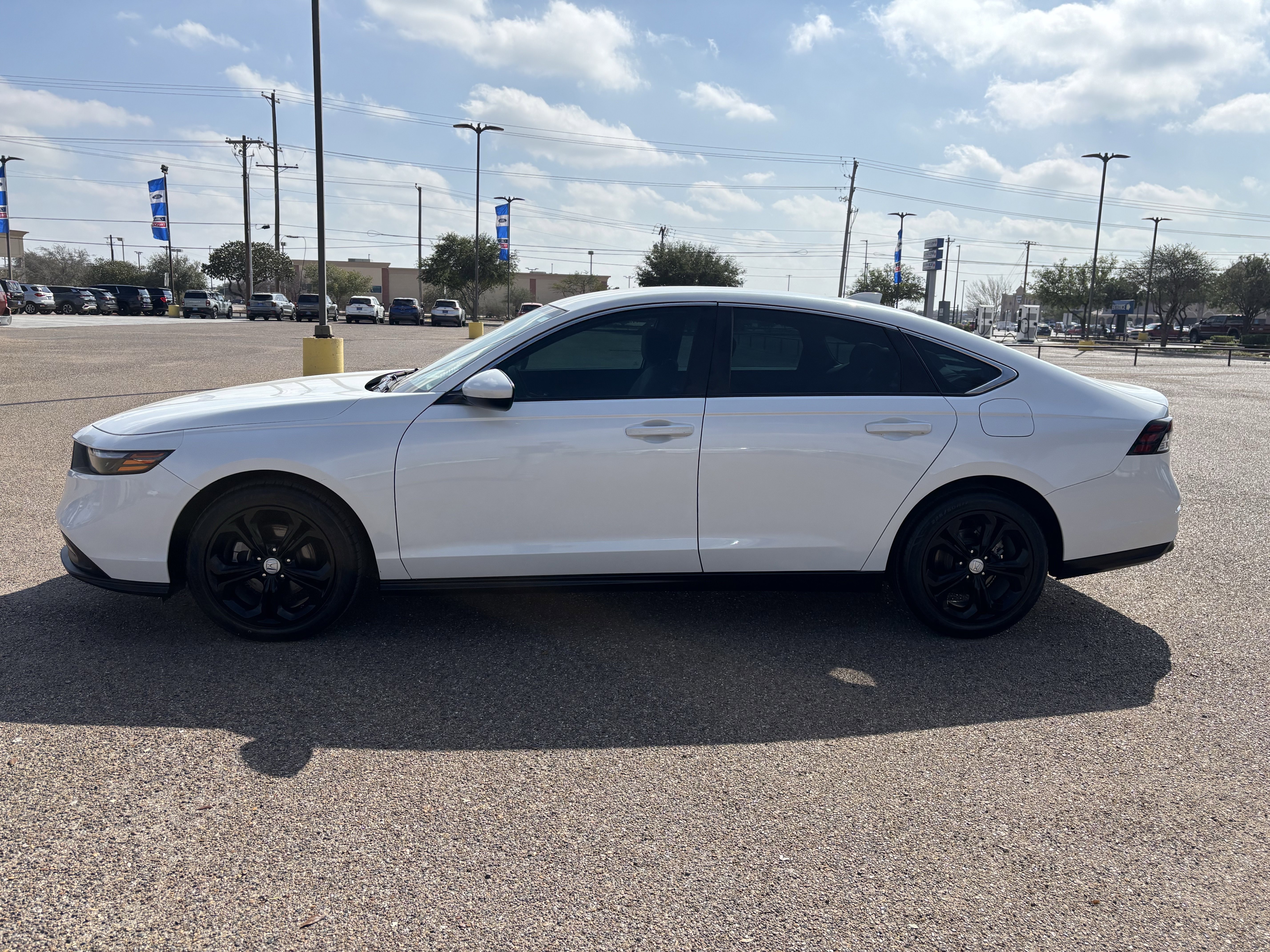 Used 2024 Honda Accord LX image 2