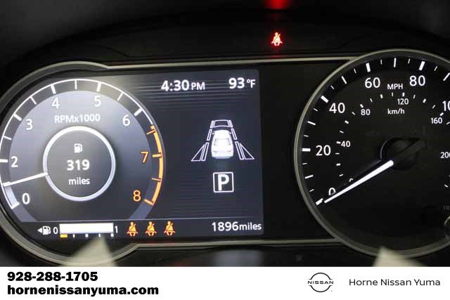 Used 2025 Nissan Versa SV w/ Trunk Package image 8