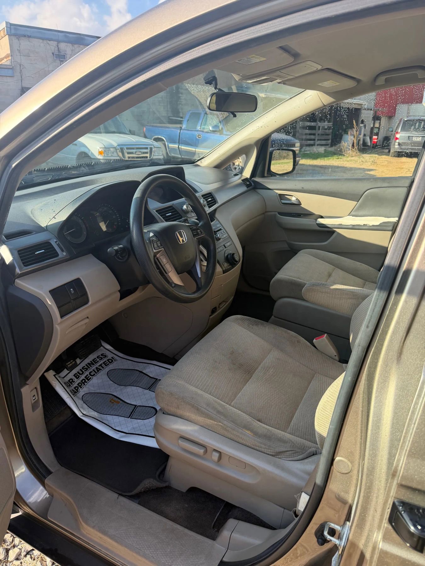 Used 2013 Honda Odyssey LX image 5