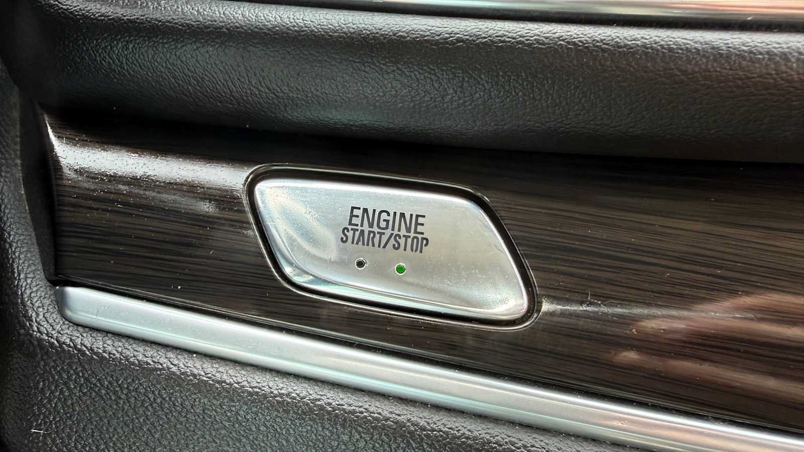 Used 2021 Buick Enclave Premium w/ Surround and Sites Package AWD/4WD image 20