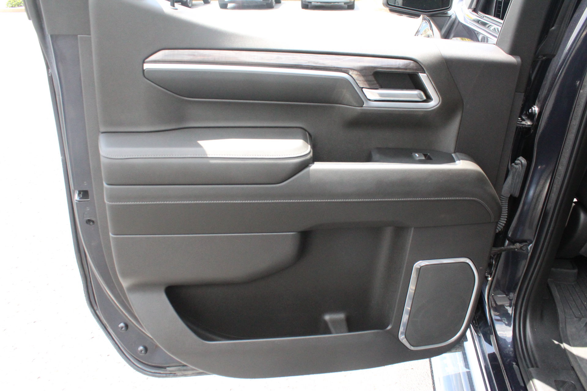 Used 2022 Chevrolet Silverado 1500 LTZ AWD/4WD image 28