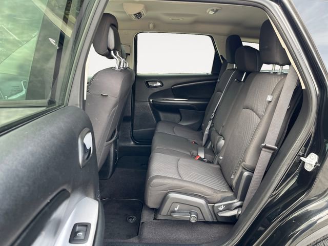 Used 2015 Dodge Journey SXT w/ Flexible Seating Group image 13